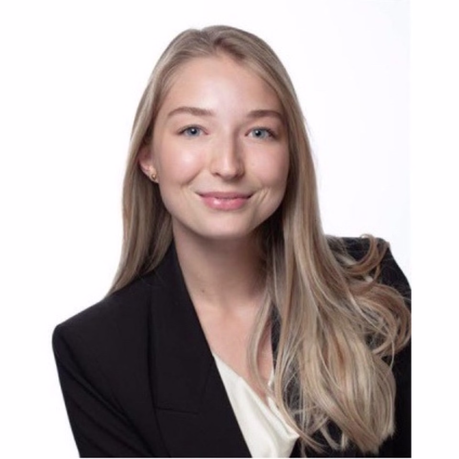 Headshot — Martina Celic Breitling